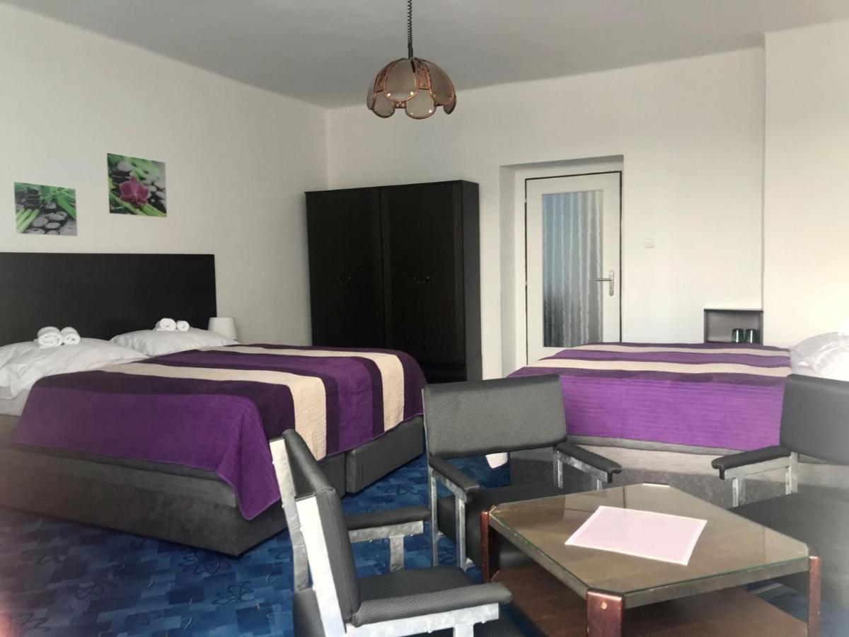 Hotel Bila Ruze 스트라코니체 외부 사진