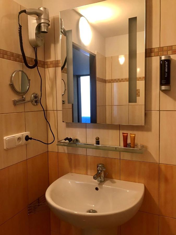Hotel Bila Ruze 스트라코니체 외부 사진